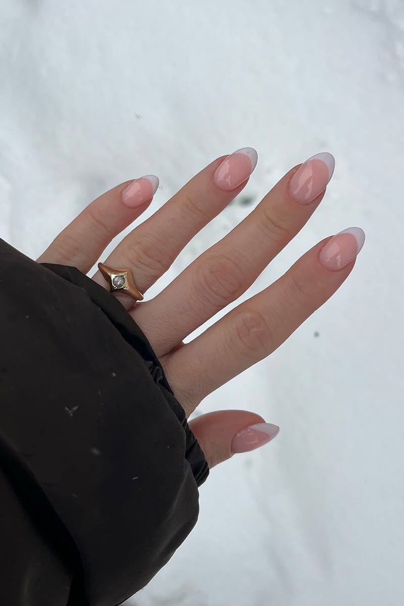 90s French Look | Nailster Denmark