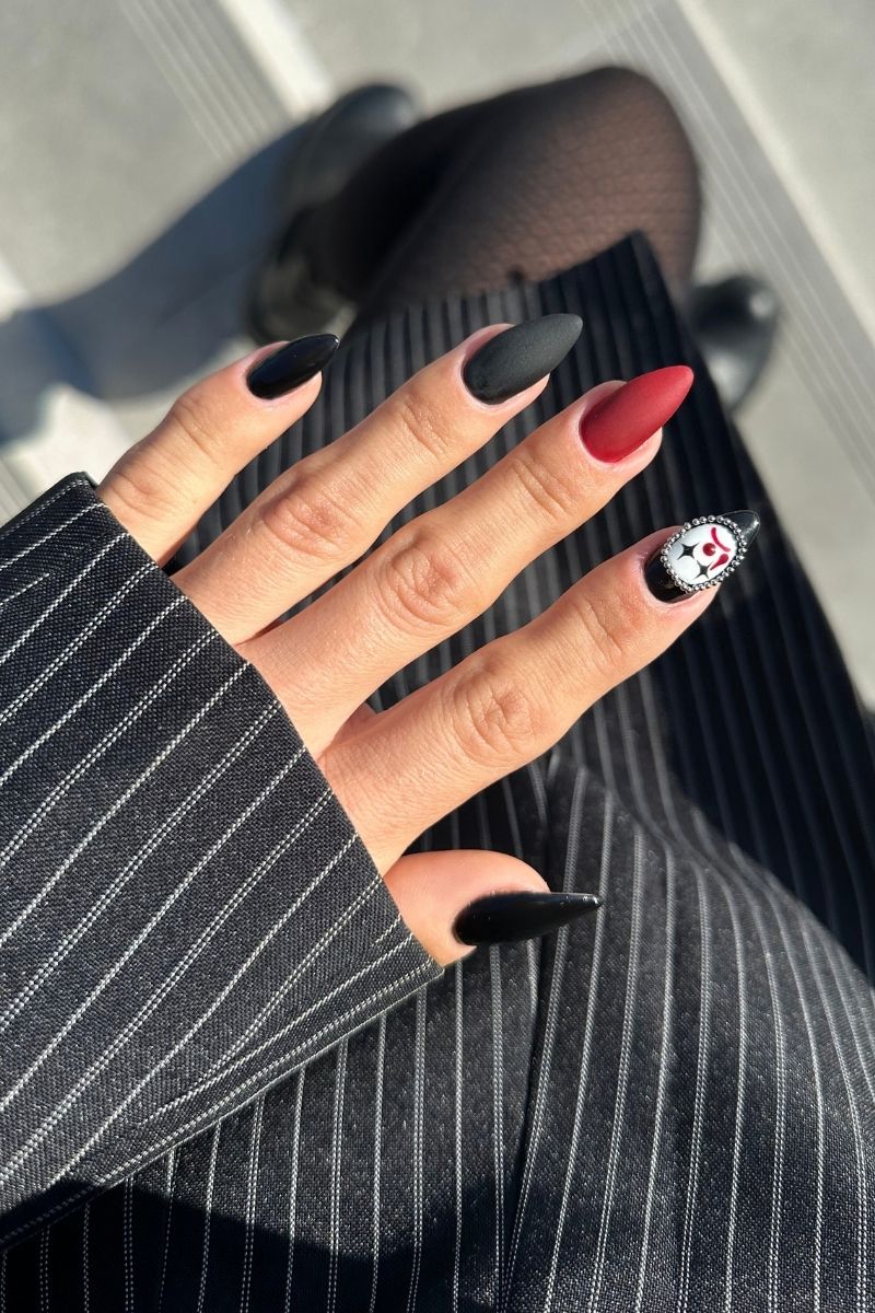 Crazy Clown Look | Nailster Denmark
