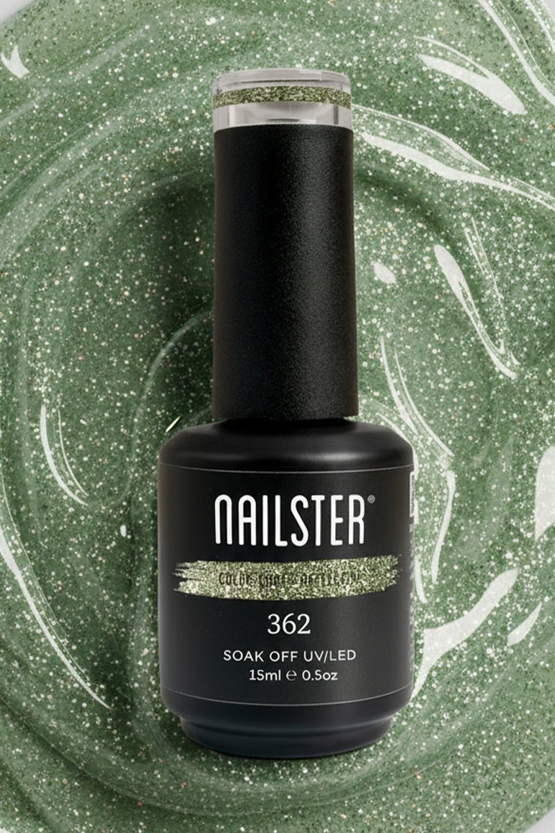 Reflective Green · 362 | Nailster Denmark