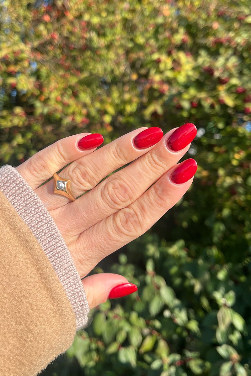 Saint Valentine · 99 | Nailster Denmark