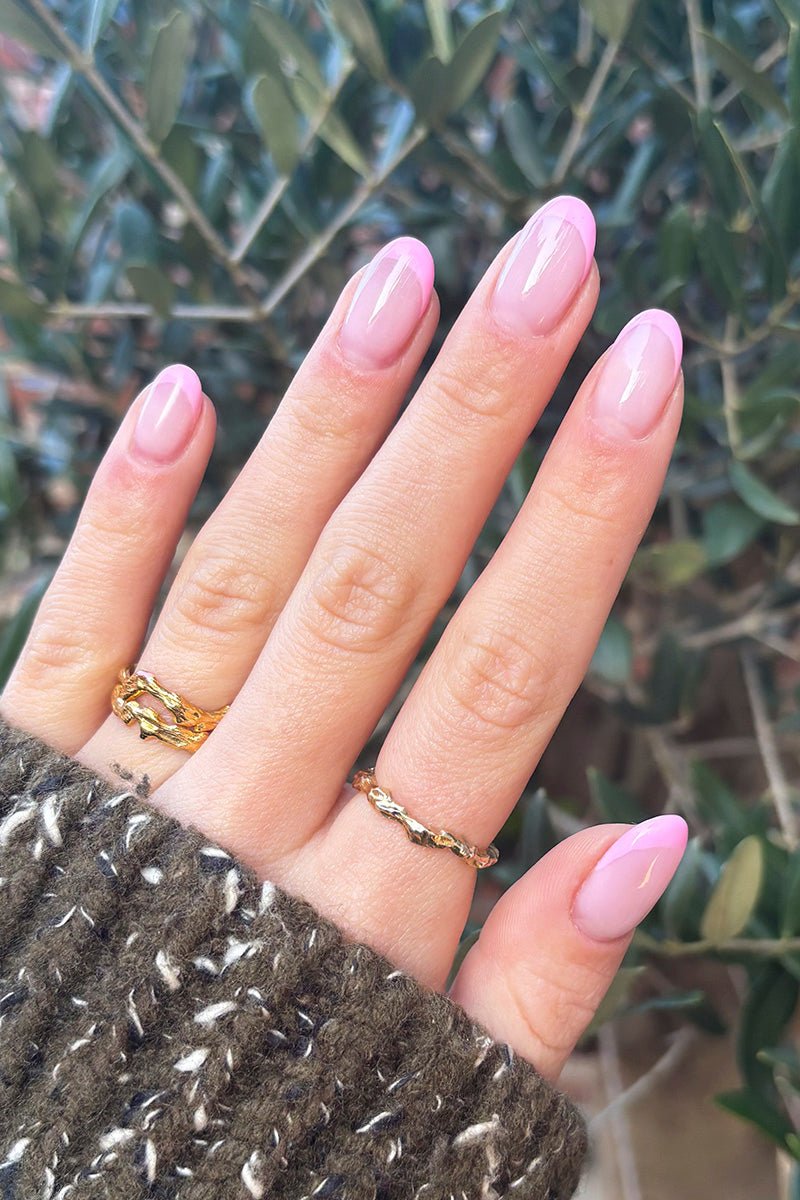 Soft Pink French Look | Nailster Denmark