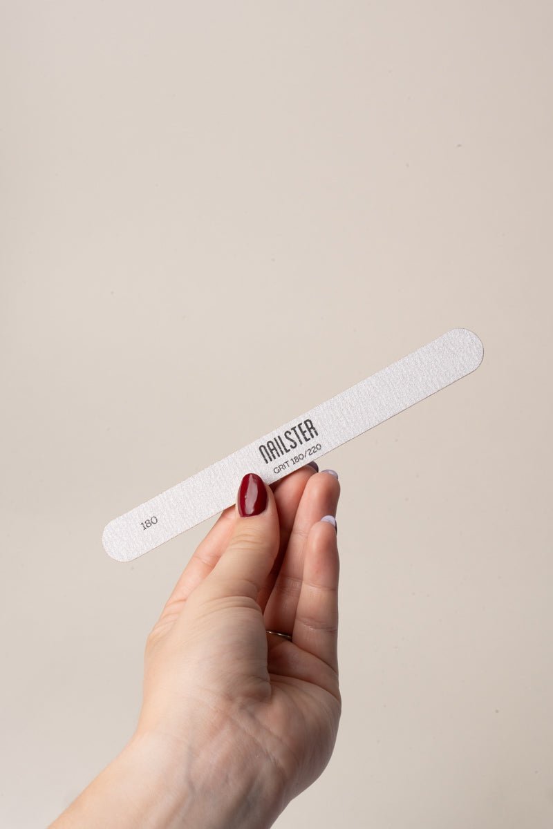 Straight Neglefil 180/220 - 10 stk. | Nailster Denmark